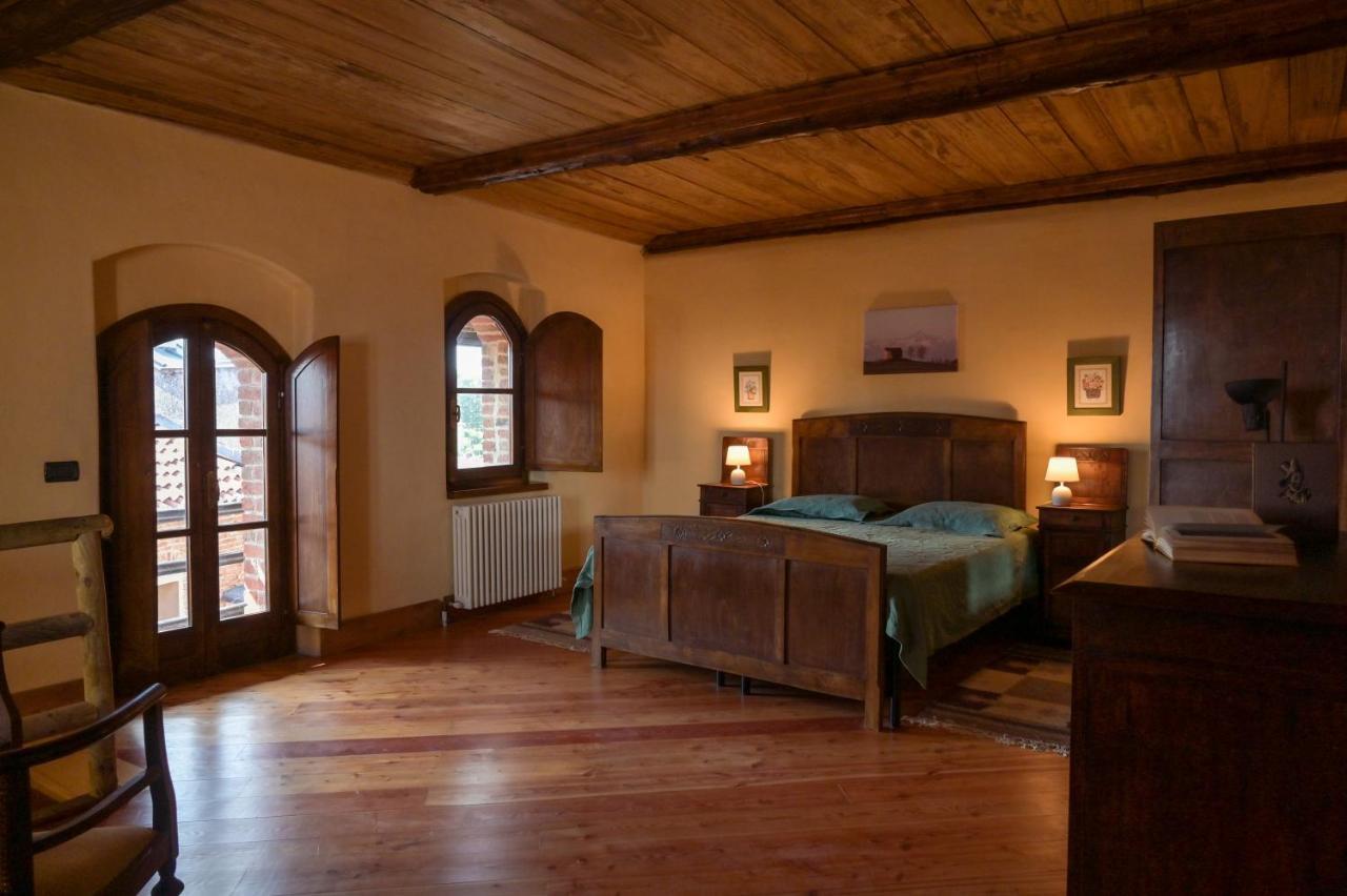 La Casa Del Castellano Hotel Cinzano Luaran gambar