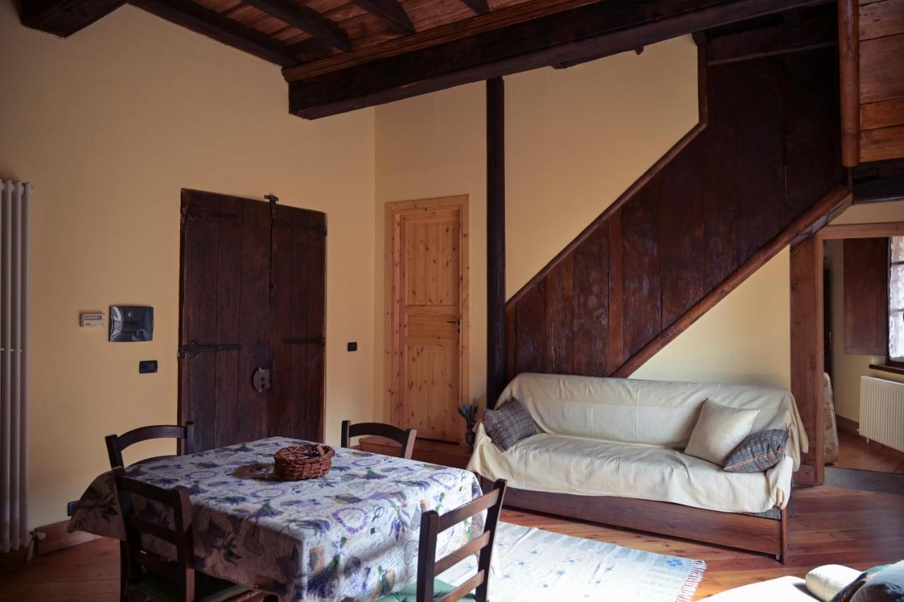 La Casa Del Castellano Hotel Cinzano Luaran gambar