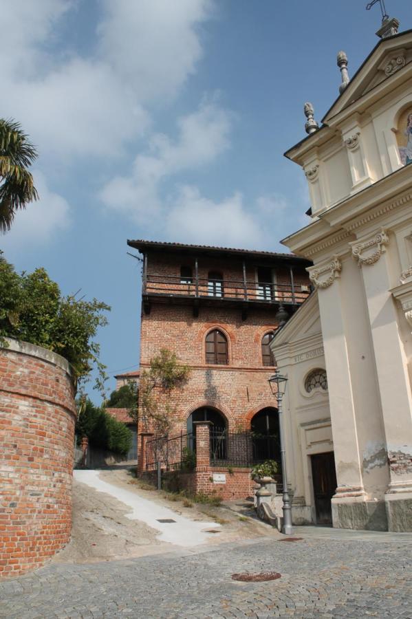 La Casa Del Castellano Hotel Cinzano Luaran gambar